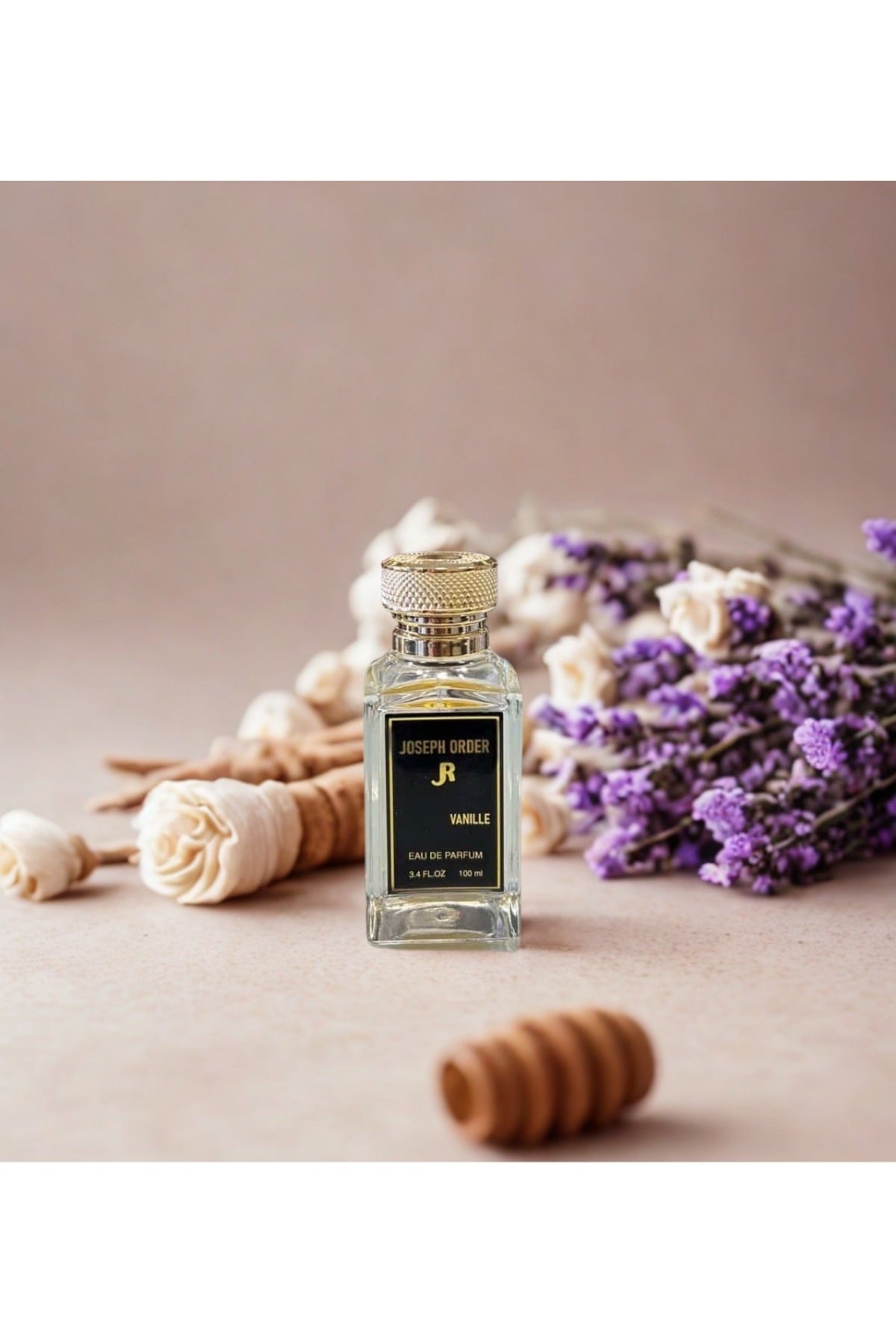 Joseph Order Vanille 100 ml kadın parfüm şişesi, kuru lavanta ve krem güllerle